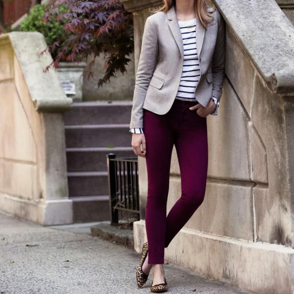 J Brand Mid Rise Skinny Leg Jeans Burgundy Pinot Size 28 28r